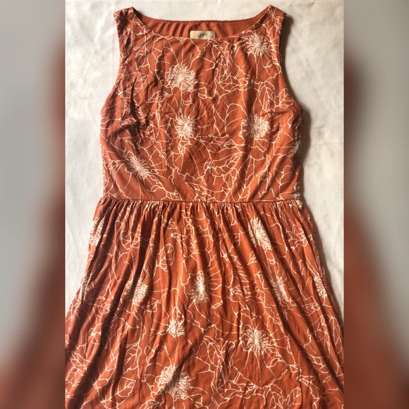 LOFT Dresses & Skirts - Anne Taylor LOFT Petite Sleeveless Swing Dress LP